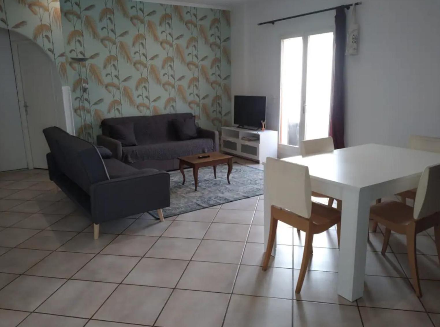 Séjour chez l'habitant Privee Avec Sdb Au Jardin Public
