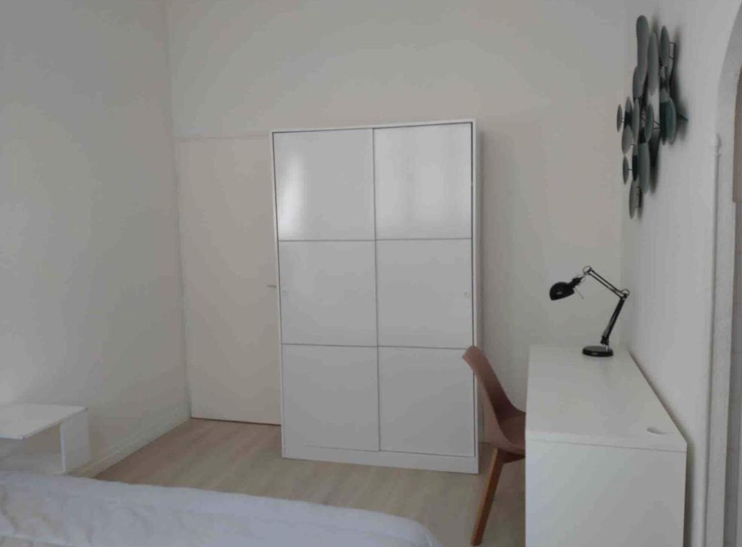 Habitación en casa particular Privee Avec Sdb Au Jardin Public